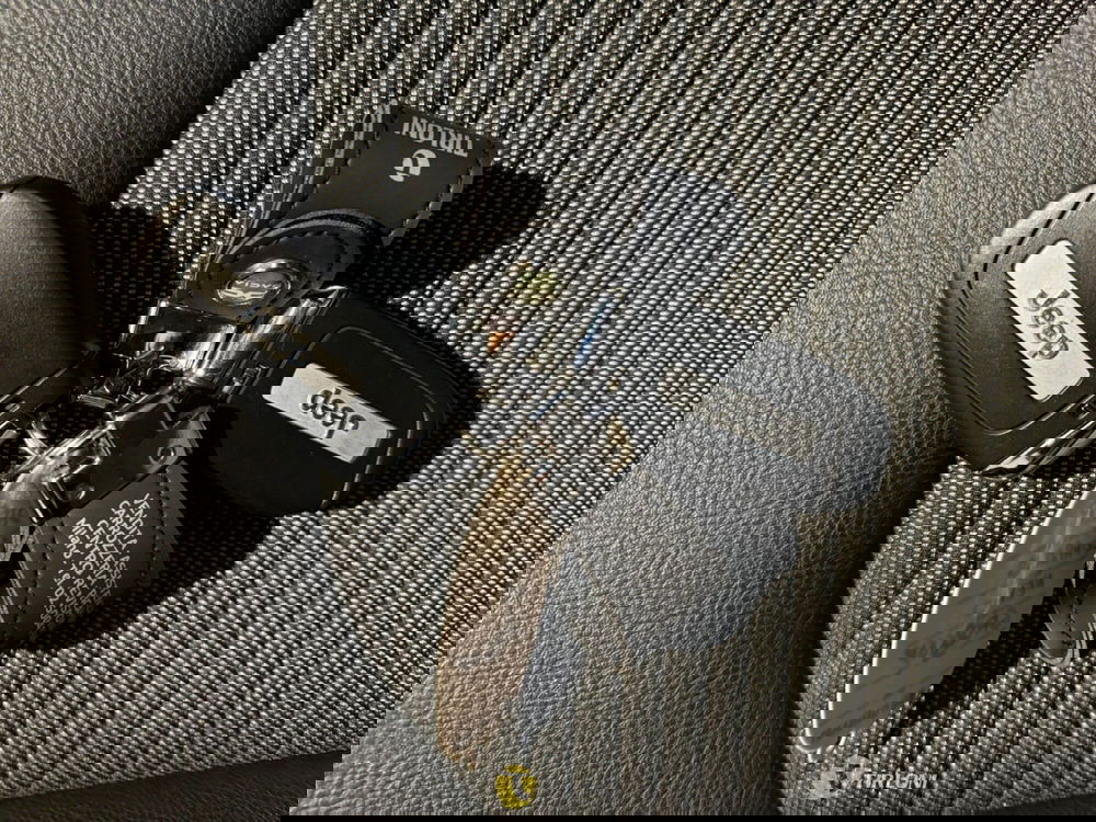 Jeep Compass usata a Milano (19)