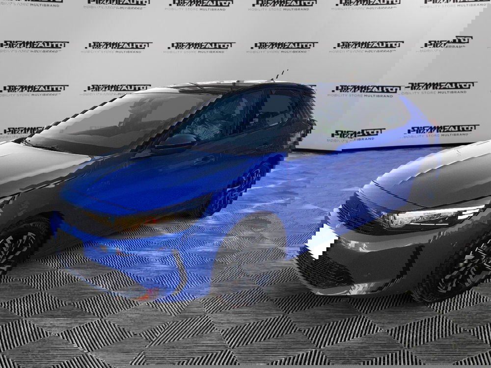 Opel Corsa nuova a Parma