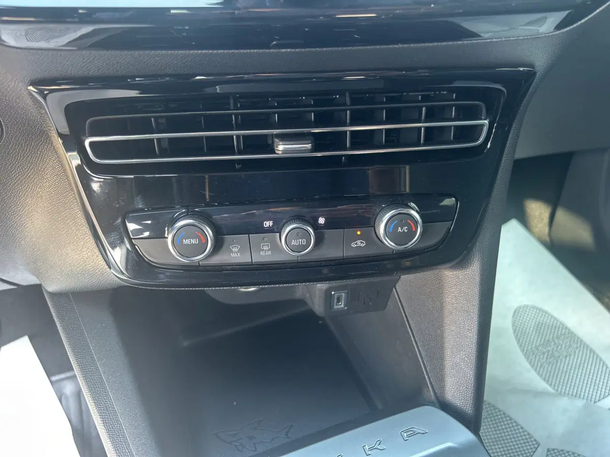 Opel Mokka nuova a Parma (19)