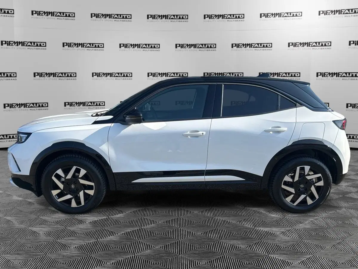 Opel Mokka nuova a Parma (2)