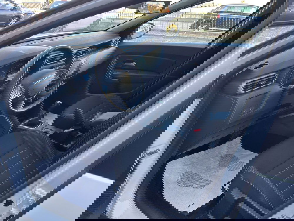 Dacia Duster usata a Piacenza (9)