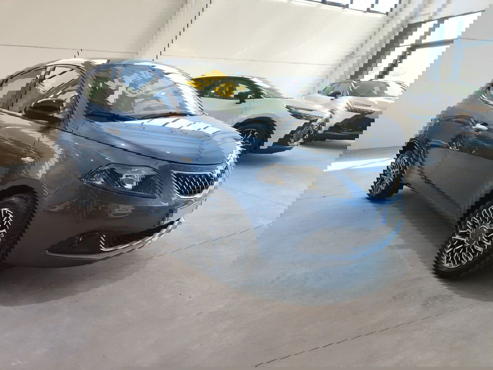 Lancia Ypsilon nuova a Torino (3)