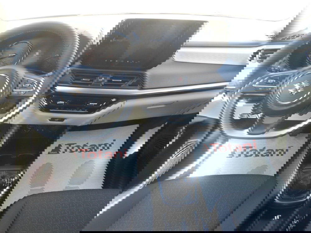 Suzuki Swift nuova a L'Aquila (15)