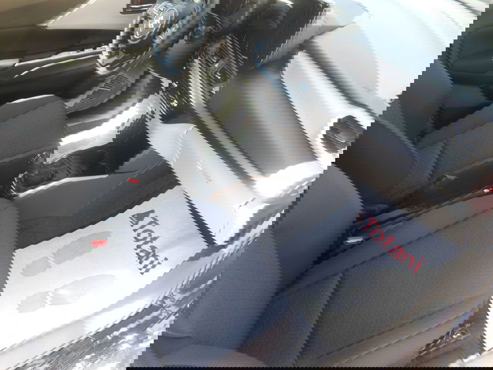 Suzuki Swift nuova a L'Aquila (16)