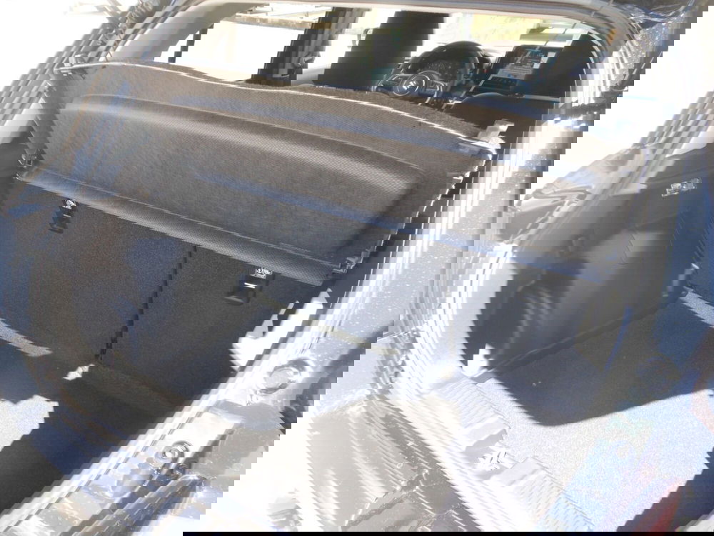 Suzuki Swift nuova a L'Aquila (18)