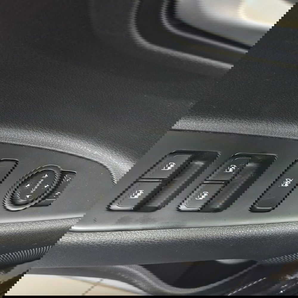 Kia Stonic usata a Padova (17)