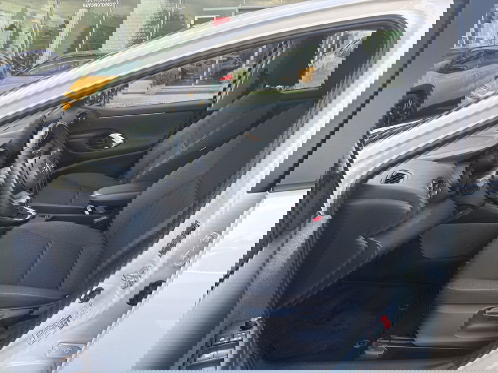 Toyota Yaris usata a Reggio Calabria (9)