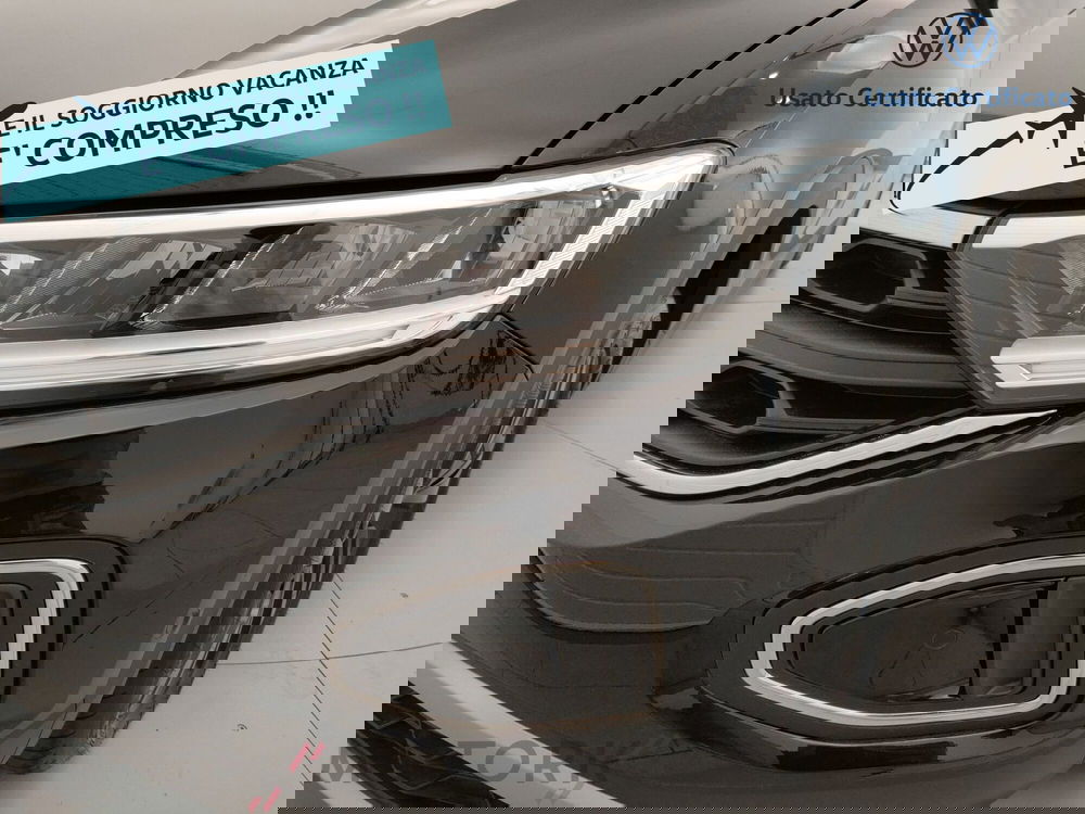 Volkswagen T-Roc nuova a Varese (7)