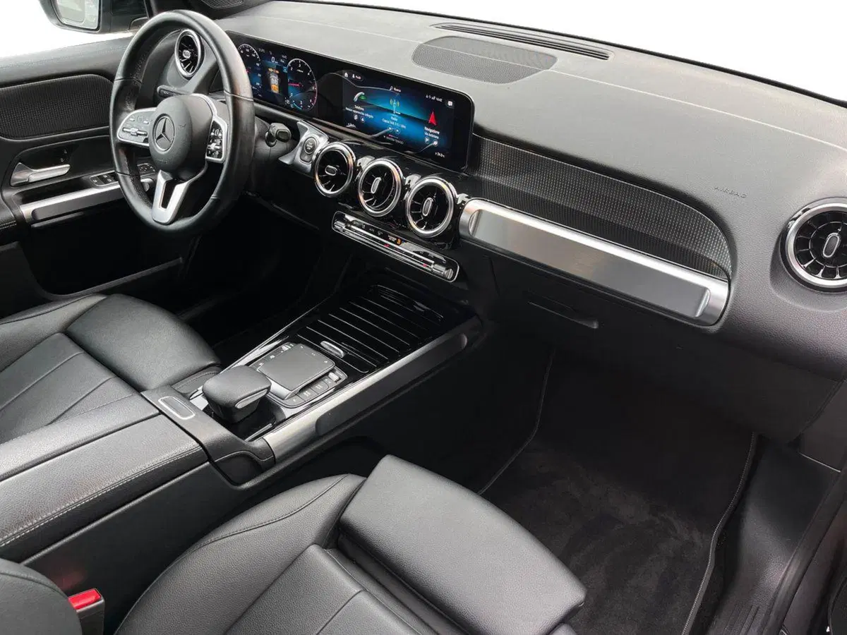 Mercedes-Benz GLB usata a Napoli (13)