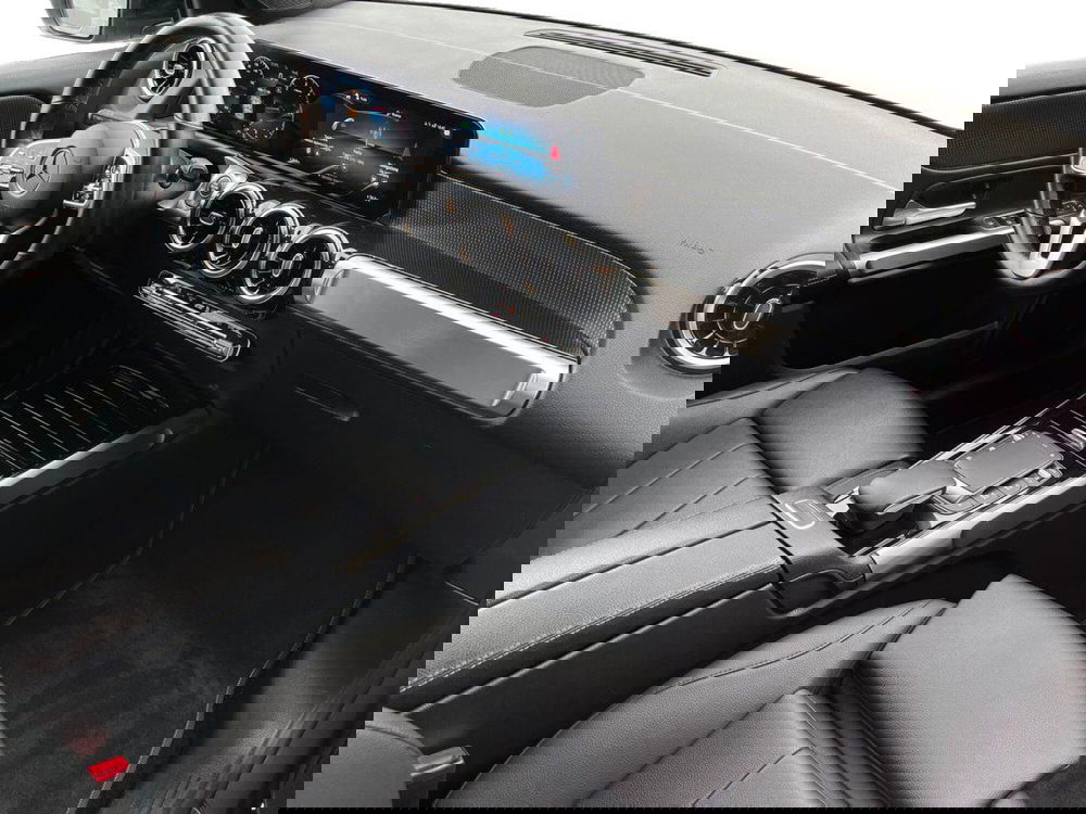 Mercedes-Benz GLB usata a Napoli (13)