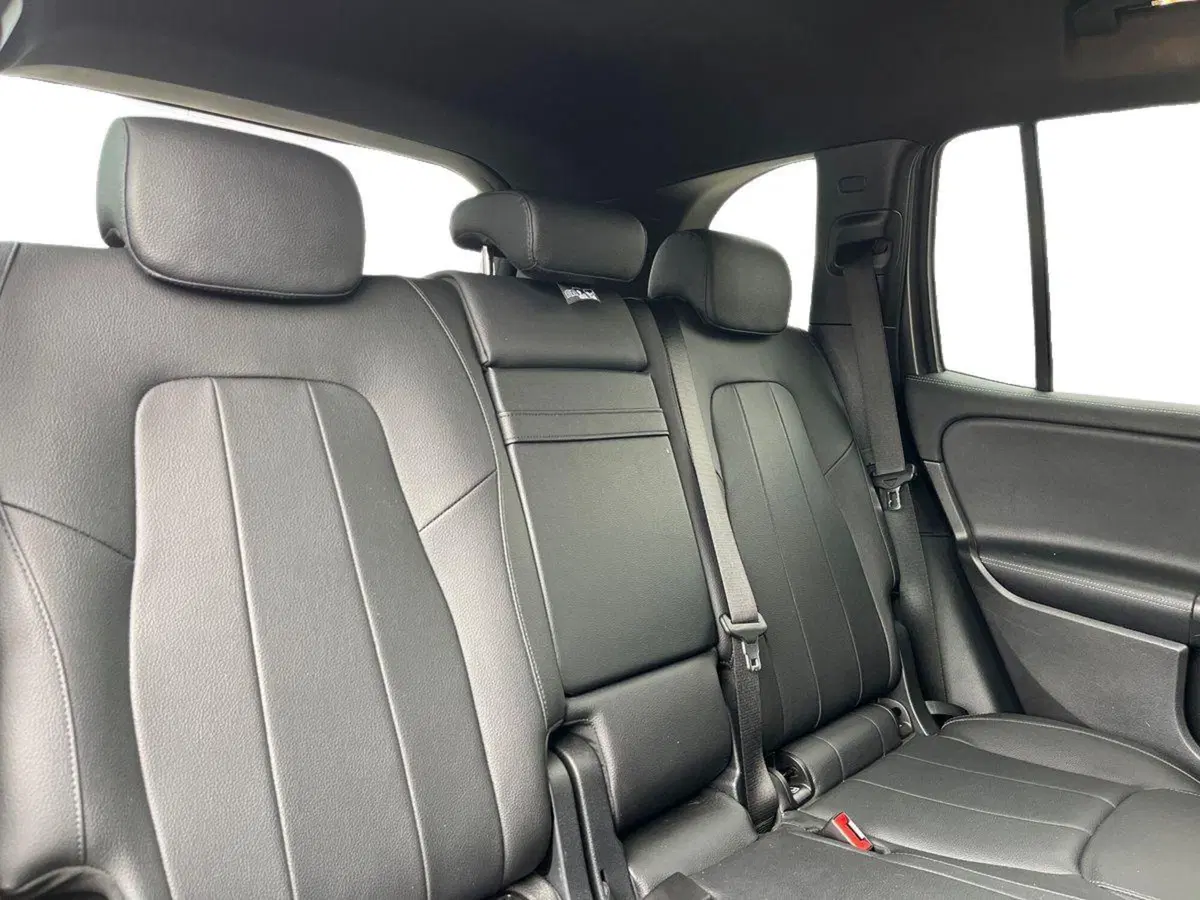 Mercedes-Benz GLB usata a Napoli (14)