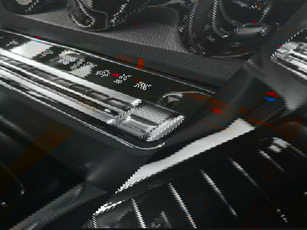 Mercedes-Benz GLB usata a Napoli (17)