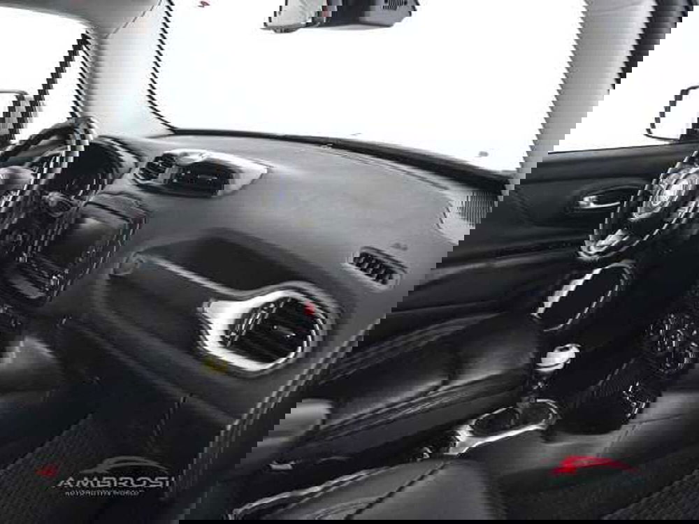 Jeep Renegade usata a Viterbo (12)