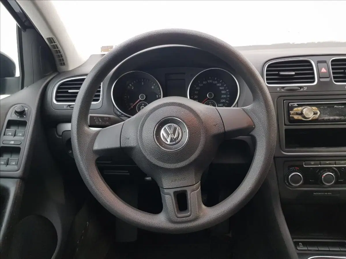 Volkswagen Golf usata a Lucca (14)