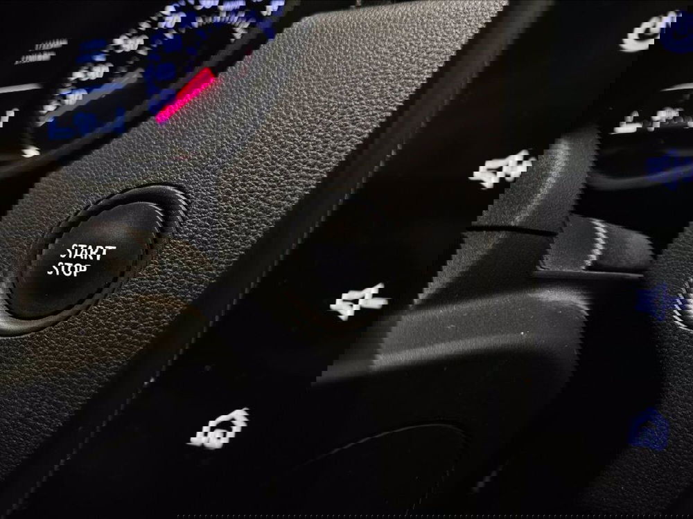 Dacia Duster usata a Palermo (19)