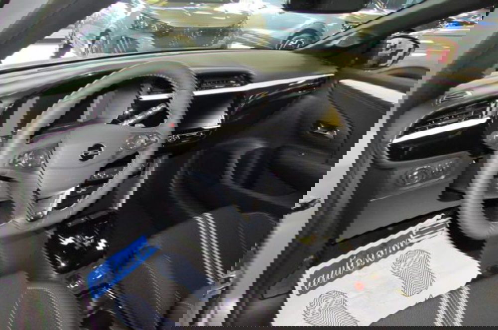 Opel Corsa nuova a Milano (7)