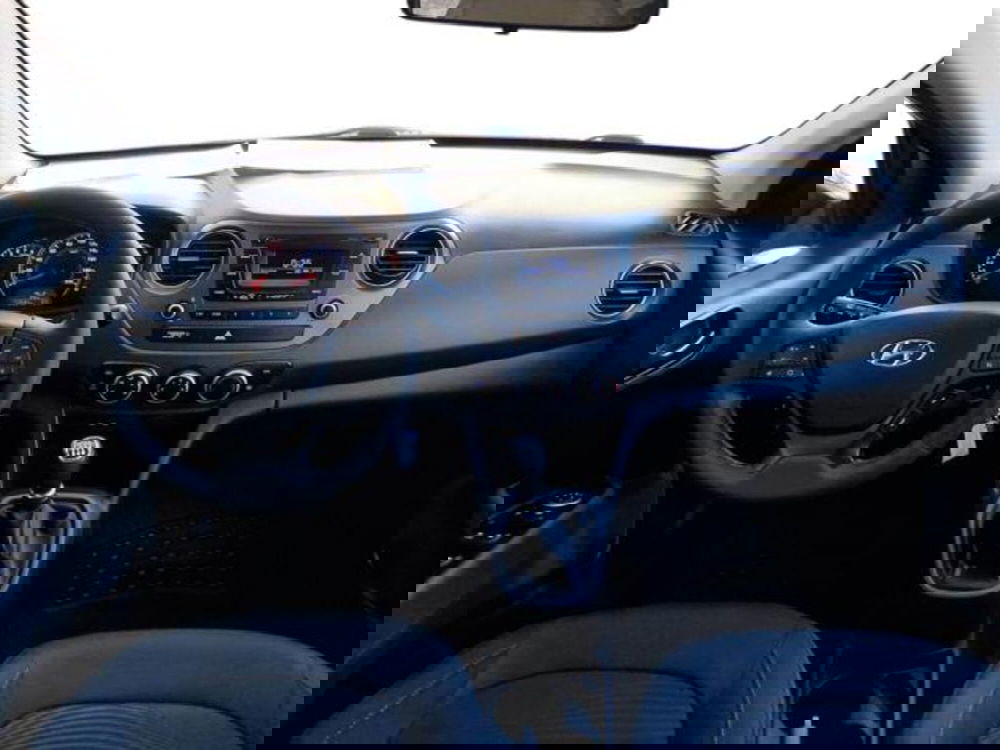 Hyundai i10 usata a Salerno (12)