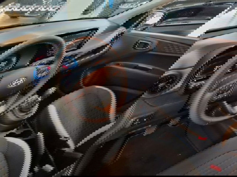 Hyundai i10 nuova a Napoli (10)