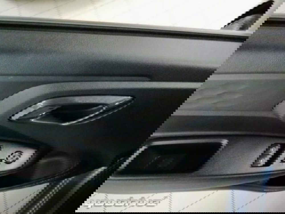 Hyundai i10 nuova a Napoli (18)