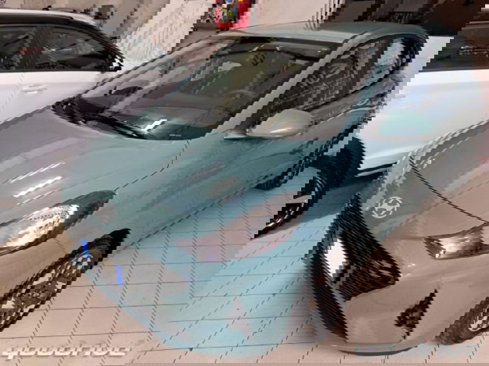 Hyundai i10 nuova a Napoli (2)