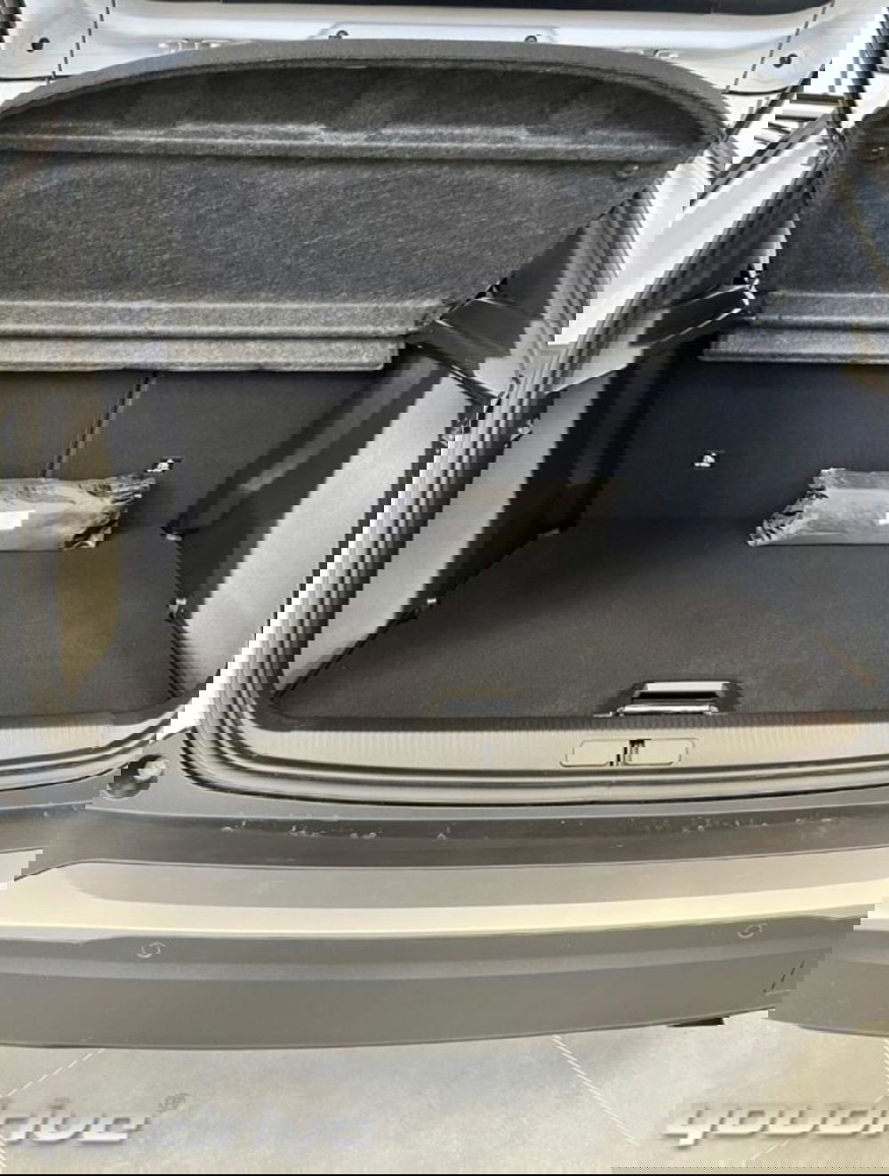 Peugeot 2008 nuova a Napoli (13)