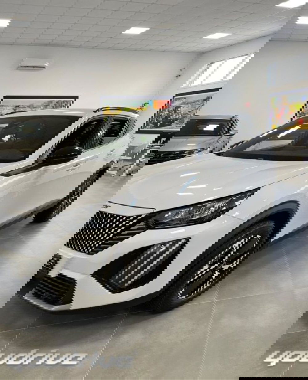 Peugeot 2008 nuova a Napoli (2)