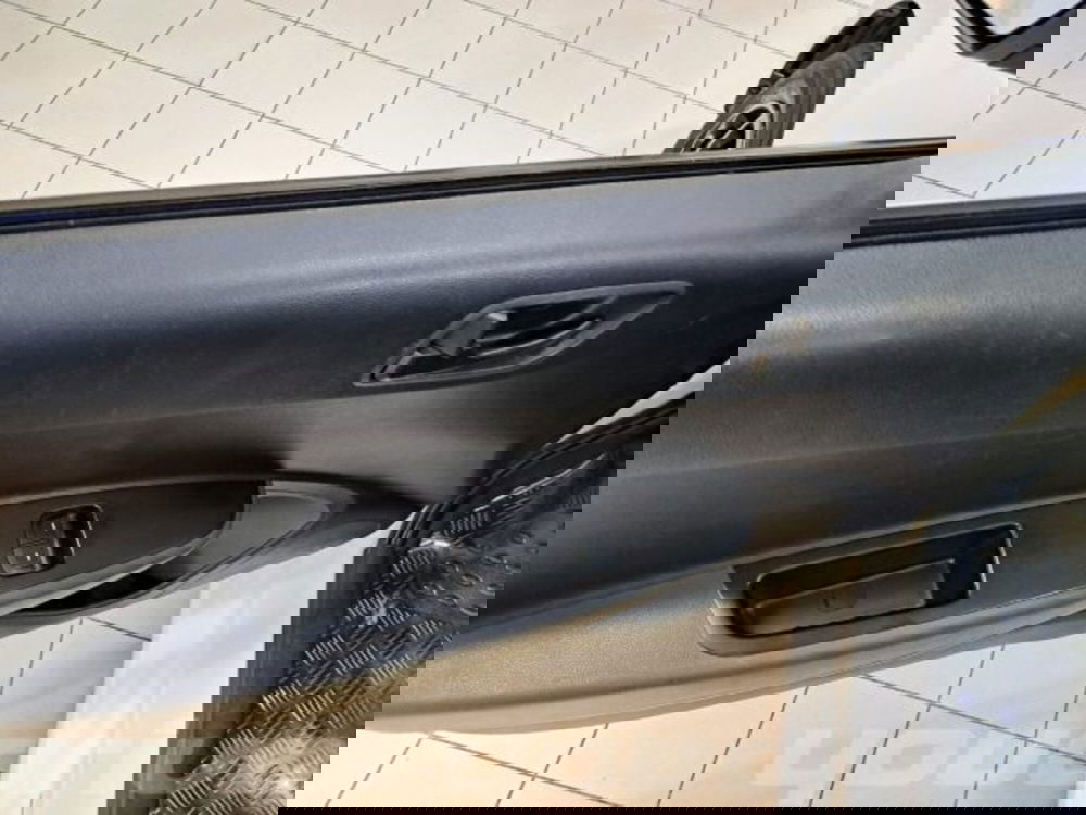 Hyundai i10 usata a Napoli (17)