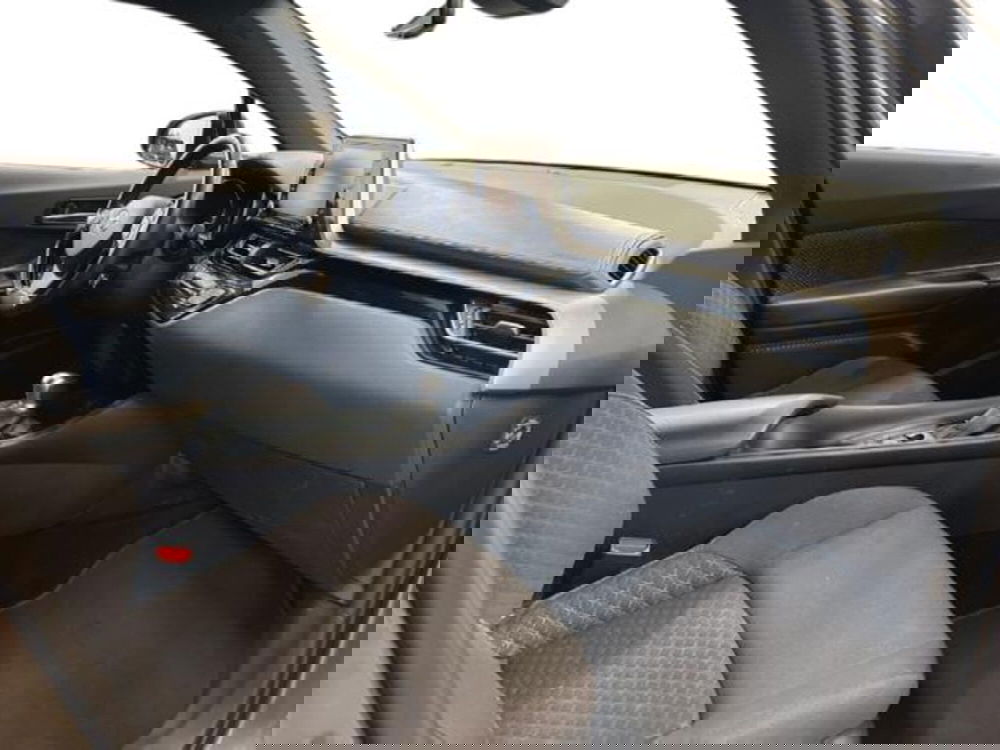 Toyota Toyota C-HR usata a Vercelli (6)