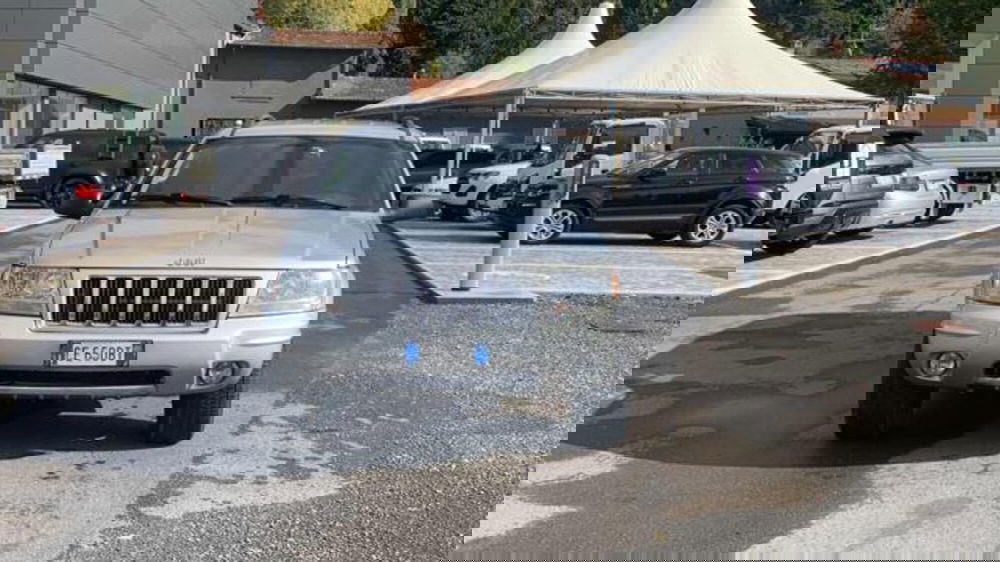 Jeep Grand Cherokee usata a Lucca (4)