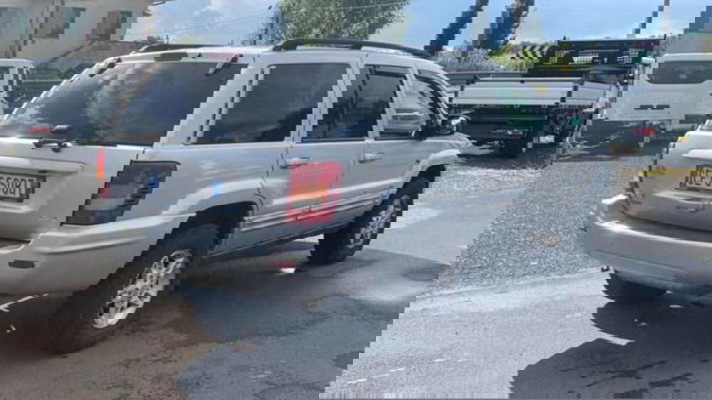 Jeep Grand Cherokee usata a Lucca (6)