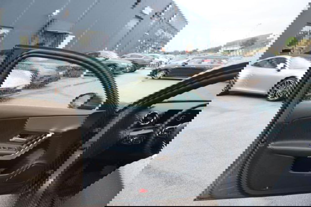 Mercedes-Benz Classe A Sedan usata a Lecce (8)