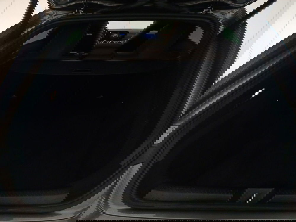 Mercedes-Benz CLA Shooting Brake usata a Foggia (13)