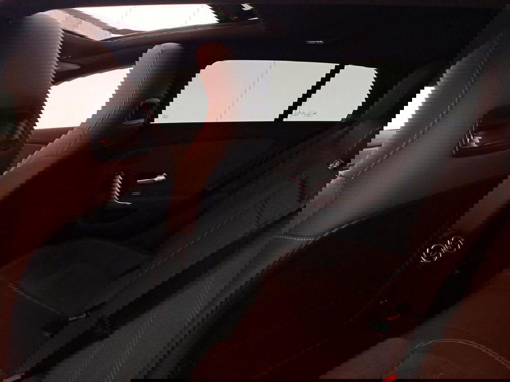 Mercedes-Benz CLA Shooting Brake usata a Foggia (8)