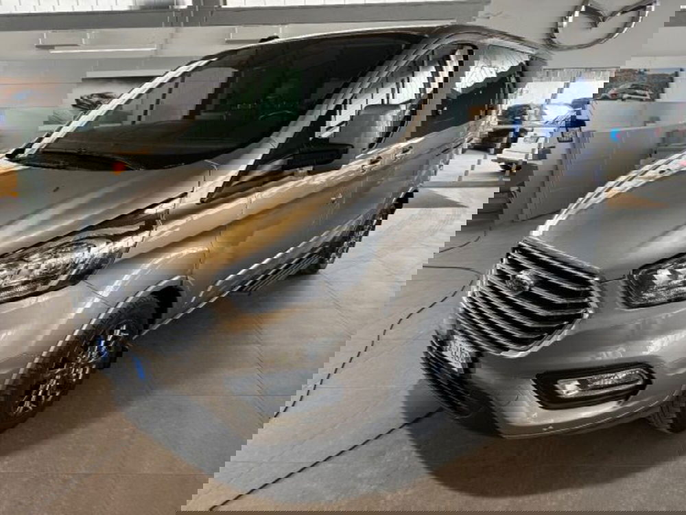 Ford Tourneo Custom usata a Bologna