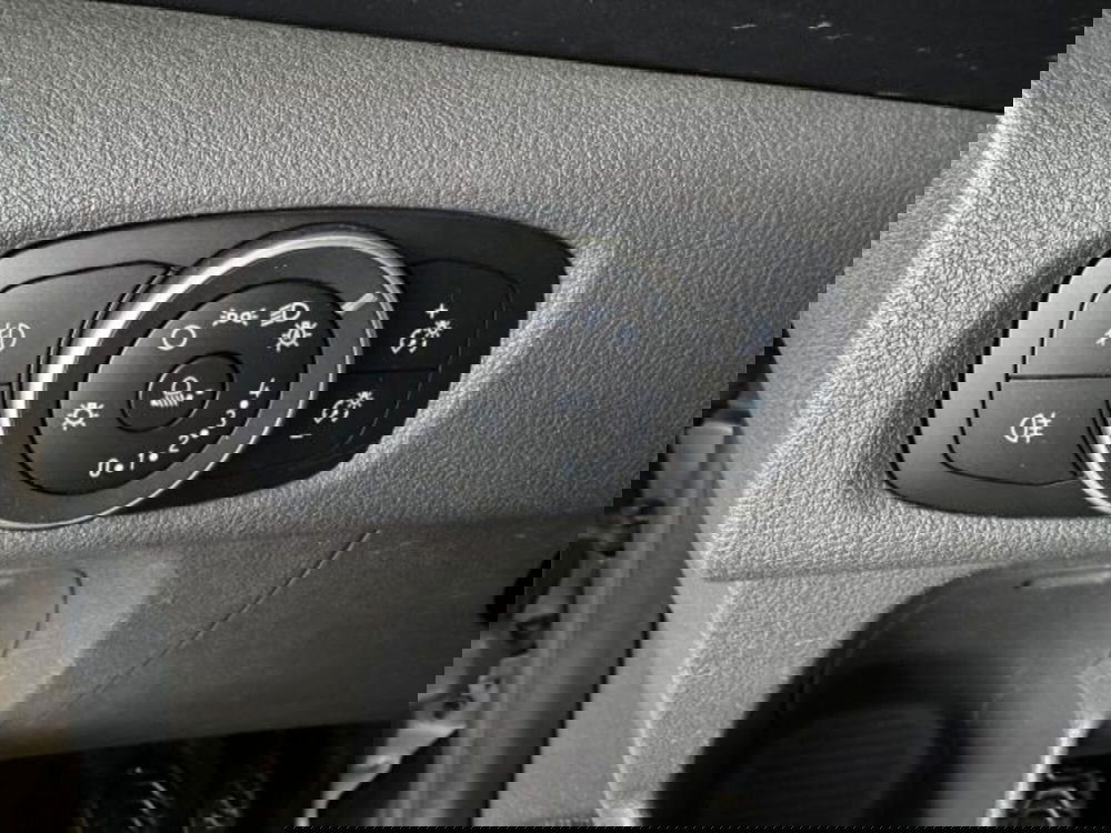 Ford Tourneo Custom usata a Bologna (17)