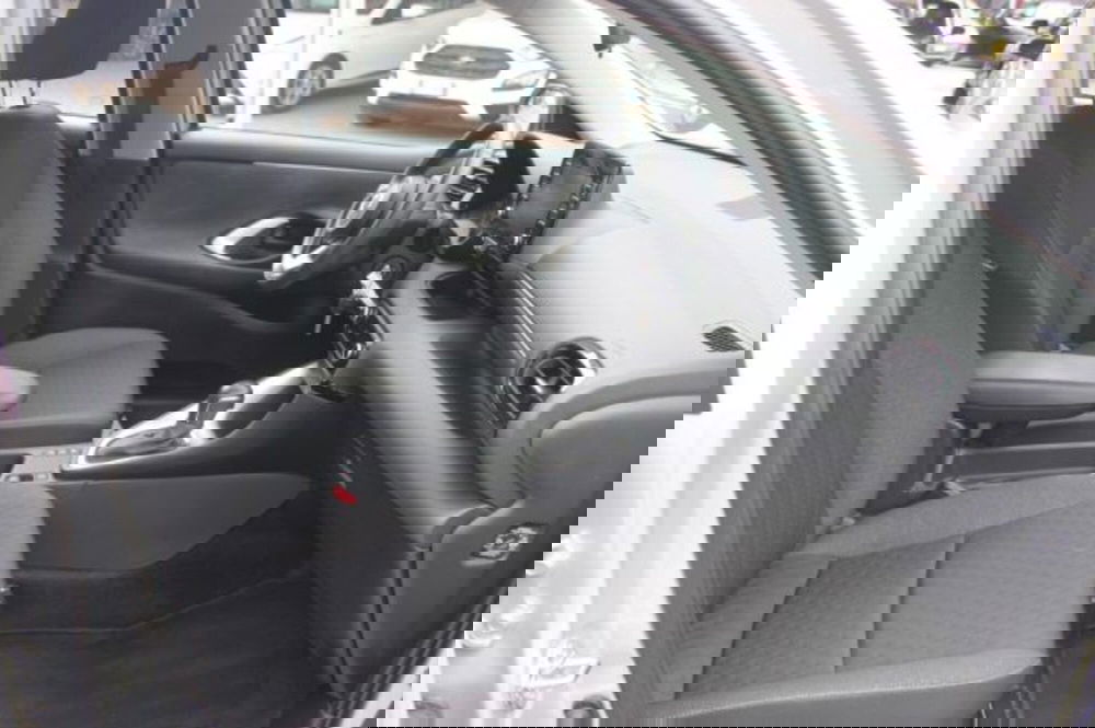 Toyota Yaris Cross usata a Roma (7)