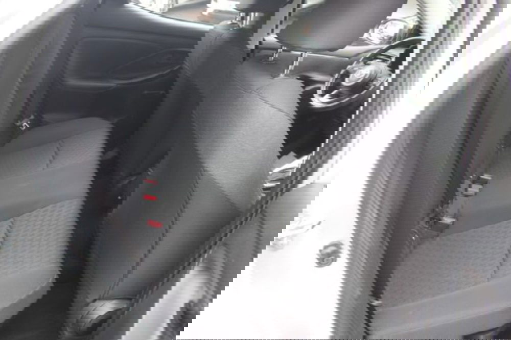 Toyota Yaris Cross usata a Roma (8)