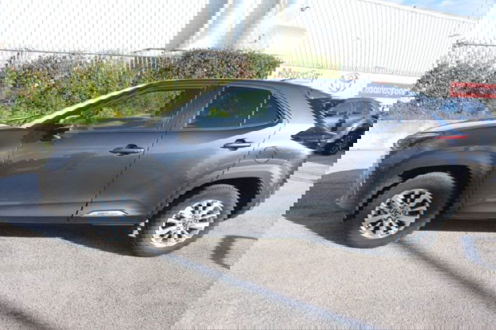 Toyota Yaris Cross usata a Roma (3)