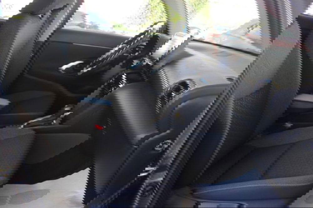 Toyota Yaris Cross usata a Roma (7)