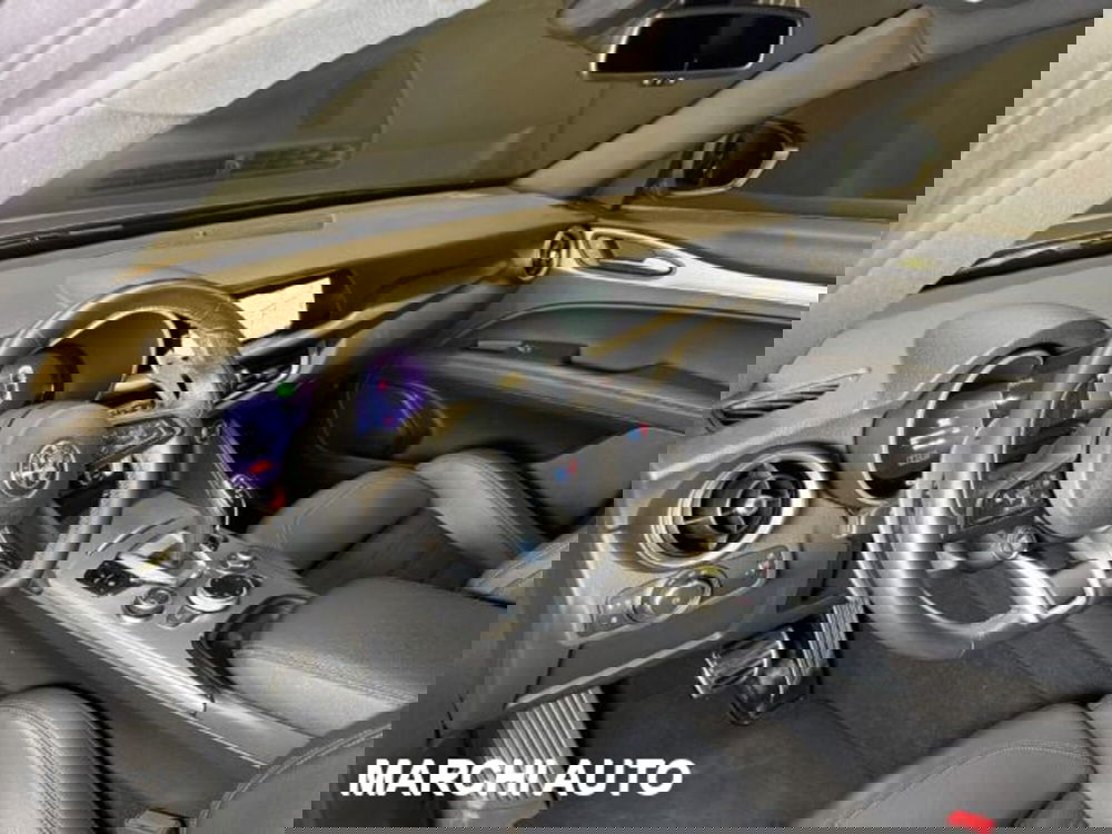 Alfa Romeo Stelvio usata a Perugia (10)