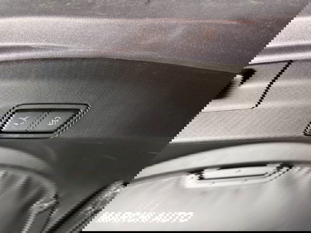 Alfa Romeo Stelvio usata a Perugia (20)