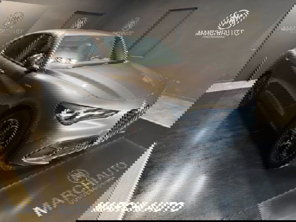 Alfa Romeo Stelvio usata a Perugia (3)
