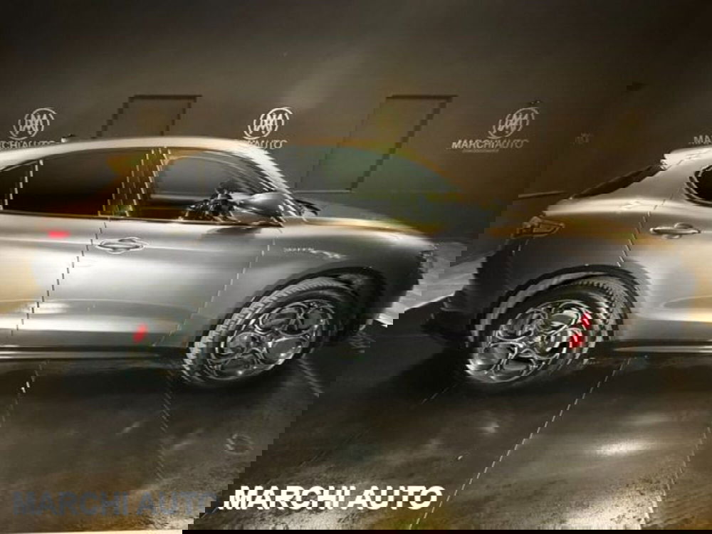 Alfa Romeo Stelvio usata a Perugia (4)