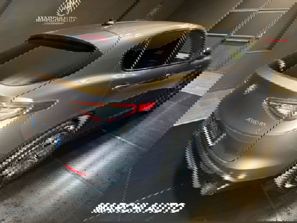 Alfa Romeo Stelvio usata a Perugia (5)