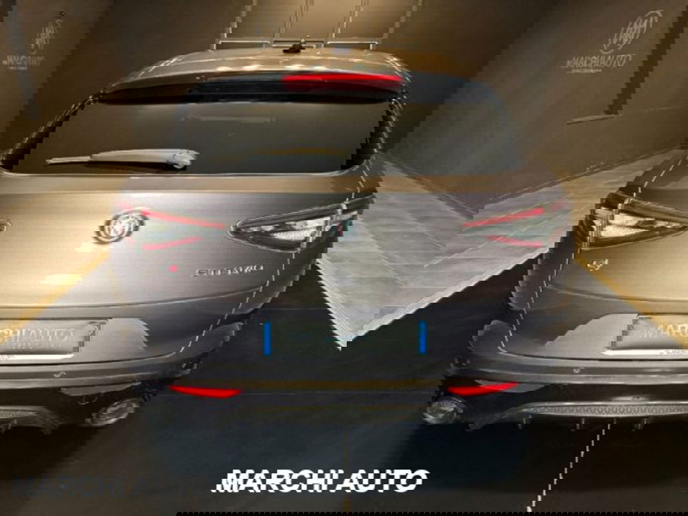 Alfa Romeo Stelvio usata a Perugia (6)