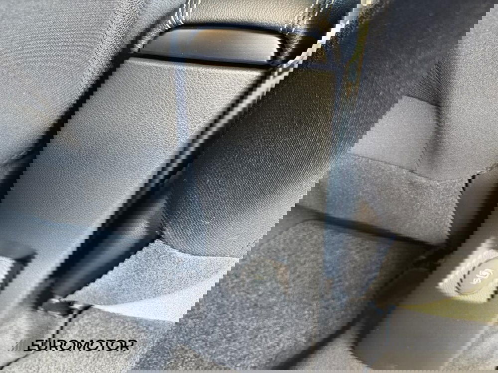 Kia Picanto nuova a Bari (13)