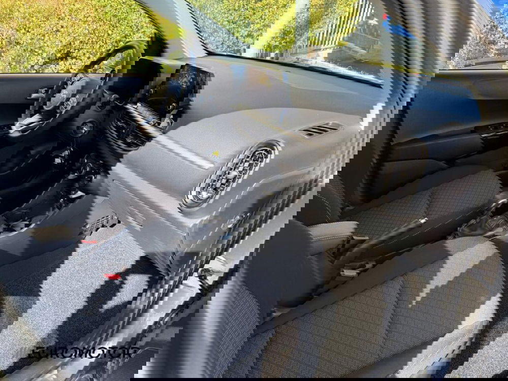 Kia Picanto nuova a Bari (14)