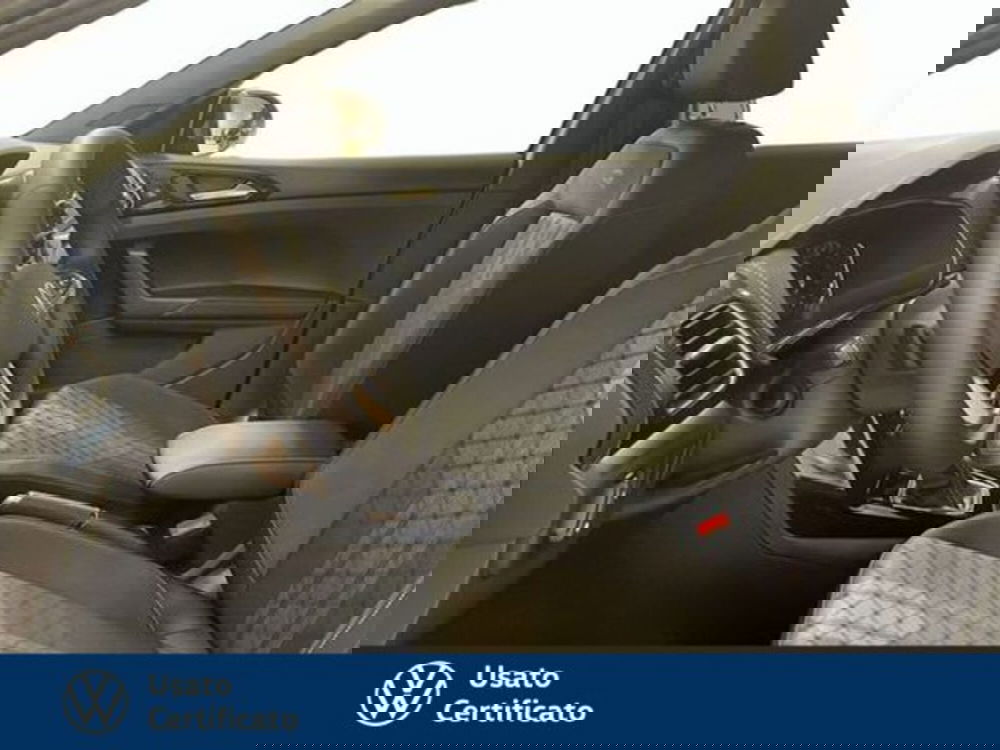 Volkswagen T-Cross nuova a Vicenza (13)