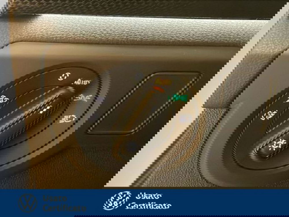 Volkswagen T-Cross nuova a Vicenza (16)