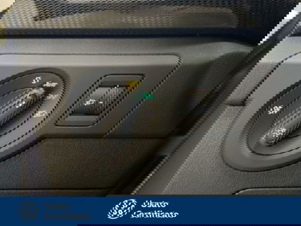 Volkswagen T-Cross nuova a Vicenza (11)